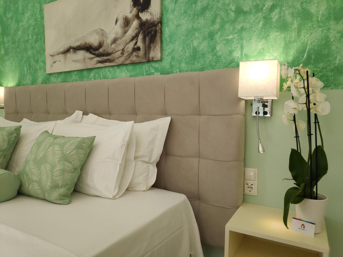 Colourful Apartments 阿尔戈斯托利翁 外观 照片
