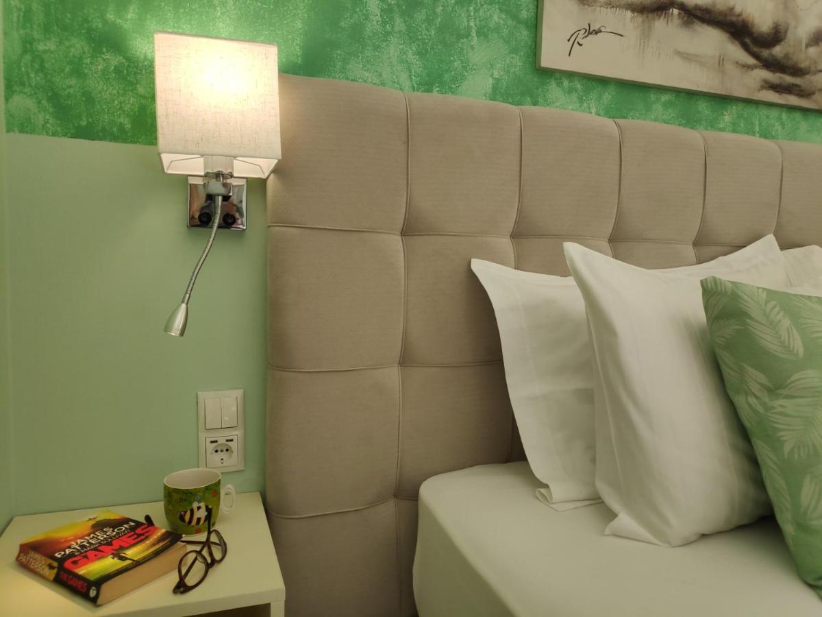 Colourful Apartments 阿尔戈斯托利翁 外观 照片